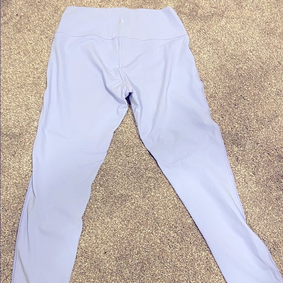Light purple (lavender), Wunder train Lululemon leggings - Picture 2 of 4